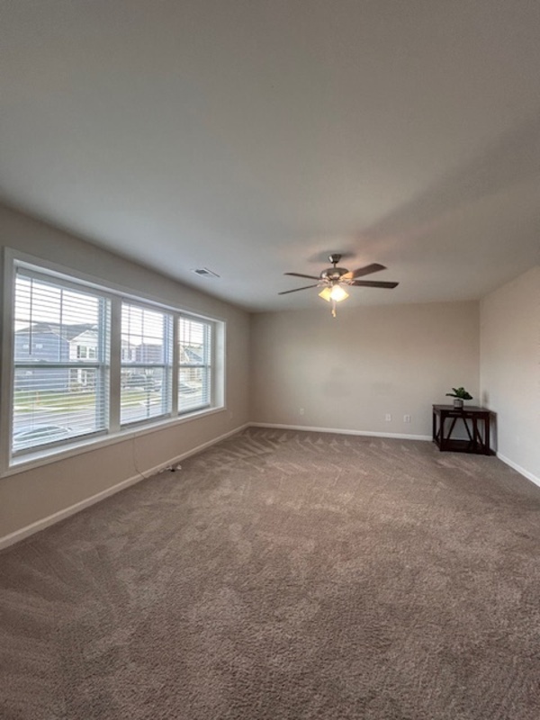 Building Photo - 747 Bustling Br Ln