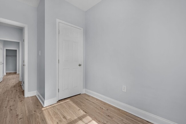 Building Photo - Newly renovated 3 bed and 1.5 bathroom in Allendale Neighborhood of Baltimore