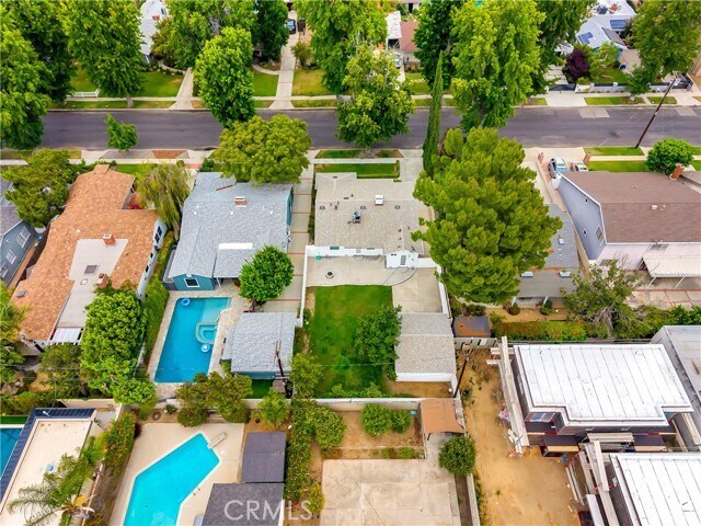 Building Photo - 4833 Longridge Ave