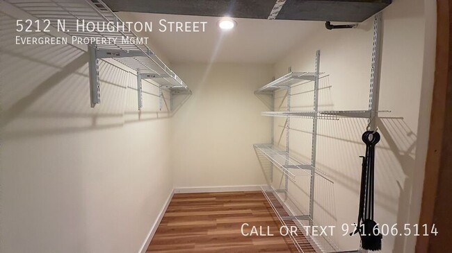 Building Photo - 5212 N Houghton St