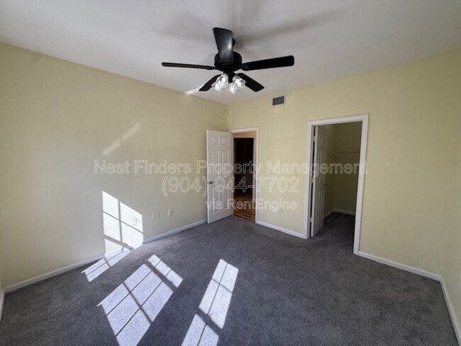 Building Photo - 10075 Gate Pkwy N