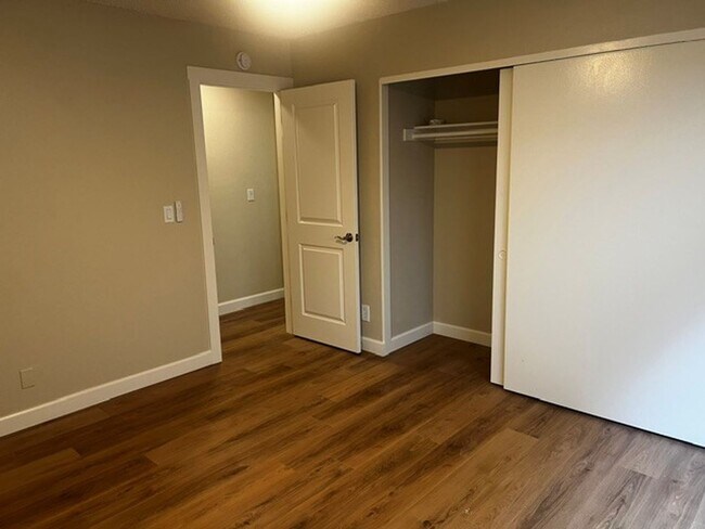 Building Photo - 133 Shadow Mountain Dr