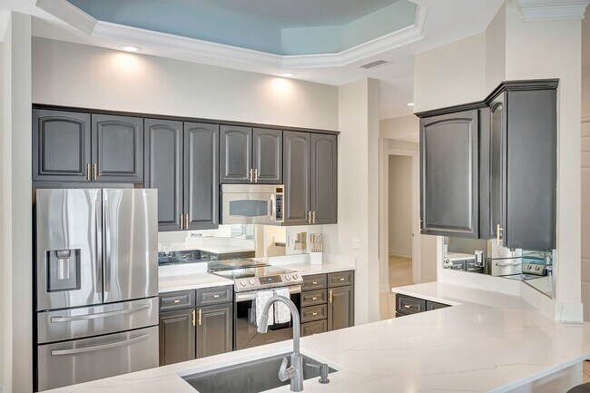 Building Photo - 7168 Lemuria Cir