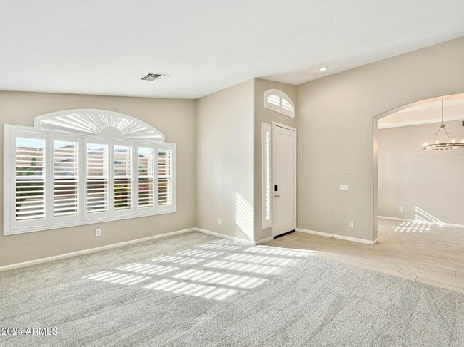 Building Photo - 9926 E Pantera Ave