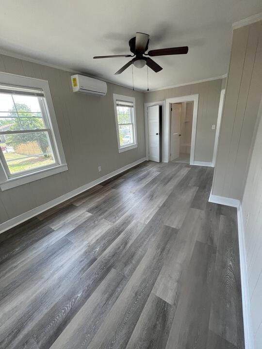 Building Photo - 327 Meridian Ave