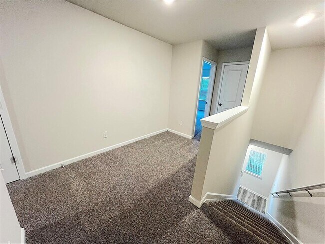 Building Photo - 4141 Oakwood Ter Ct
