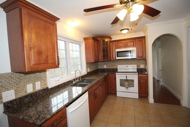 Building Photo - 218 Thurber Ave