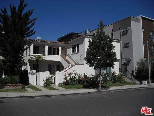 Building Photo - 9963 Durant Dr