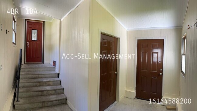 Building Photo - 14535 16th Ave
