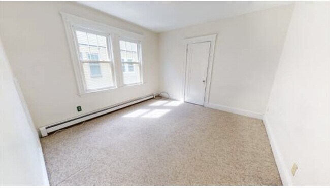 Building Photo - 5 Seagrave Rd