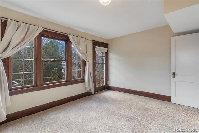 Building Photo - 48 Lincoln Ave