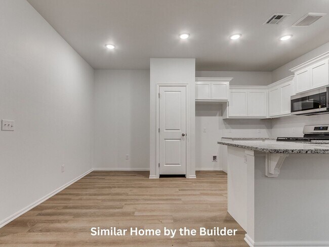 Building Photo - New 3 Bedroom Home for Rent – Modern Finishes + 2-Car Garage