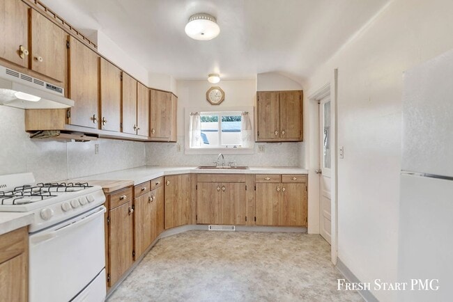 Building Photo - Cozy and Convenient Home for Rent
