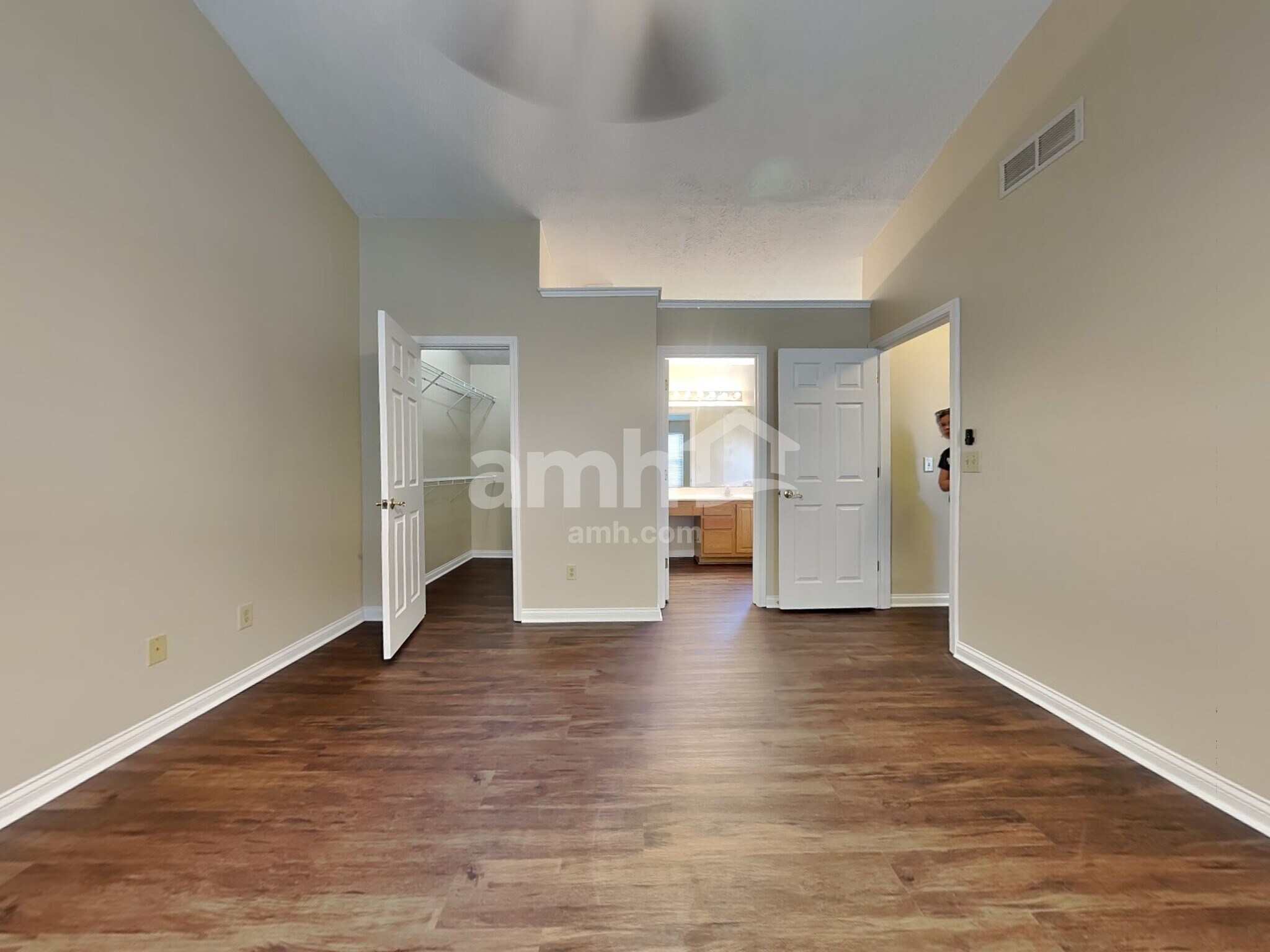 Building Photo - 8254 Rose Petal Dr