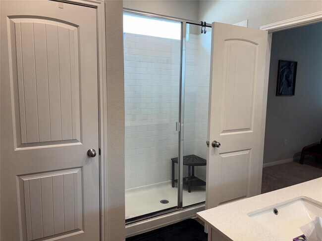 Building Photo - 505 Rainmaker Ln