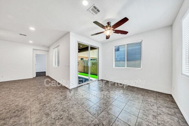 Building Photo - 9751 E Palladium Dr