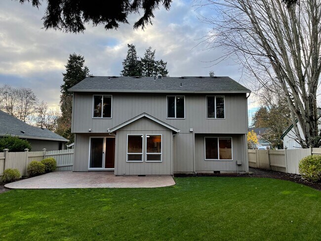Building Photo - Adorable 4 Bedroom 2.5 Bath Home in Fisher...