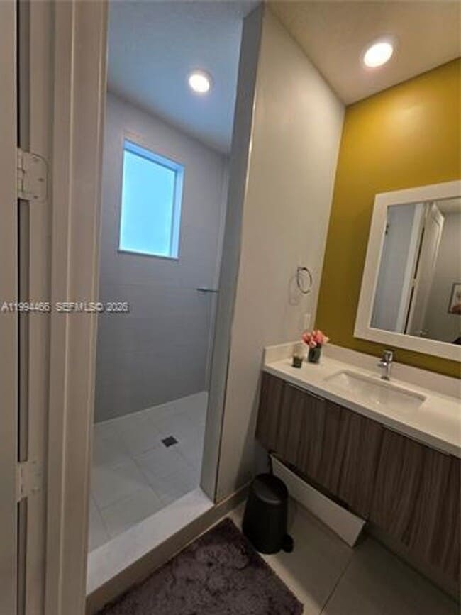 Building Photo - 10222 NW 64th Way