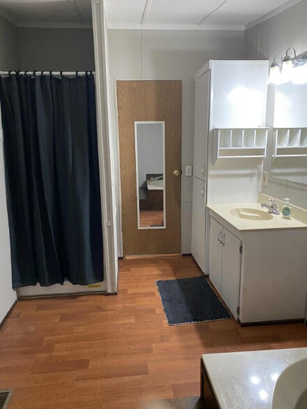 Building Photo - 6138 Young St