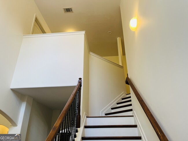 Building Photo - 369 Cliffhaven Cir