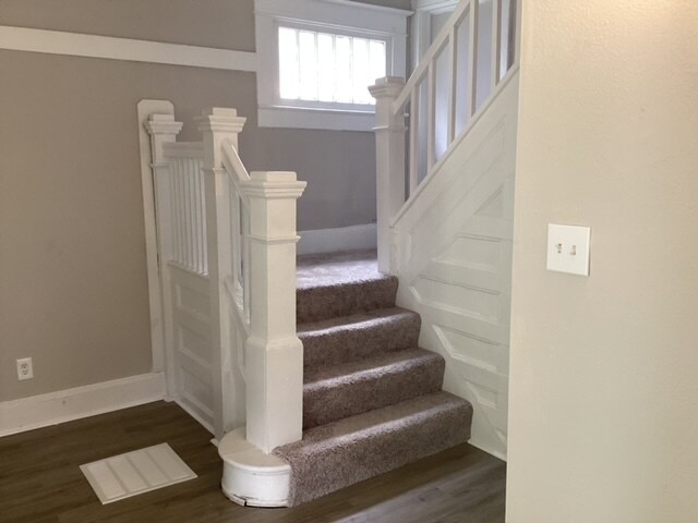 Building Photo - 3827 Graceland Ave