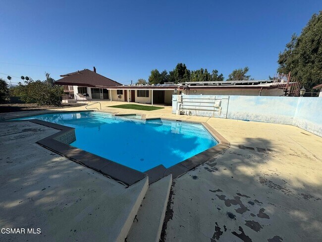 Building Photo - 381 Laguna Terrace