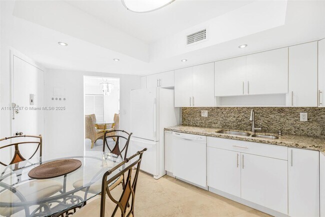 Building Photo - 3180 S Ocean Dr