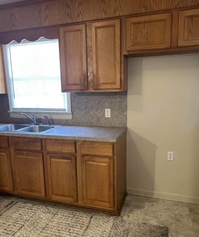 Building Photo - 5 Phyllis St