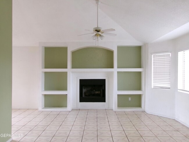 Building Photo - 118 Tierra Vista Dr