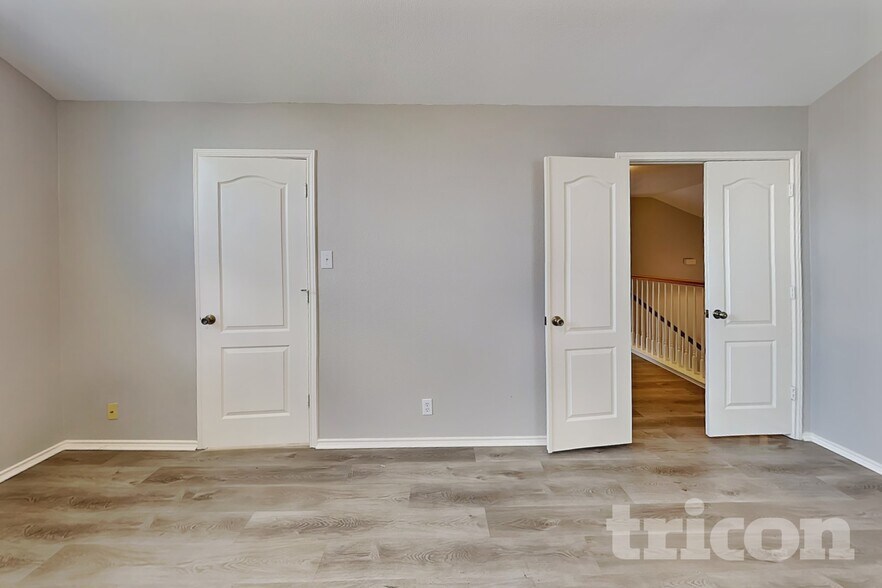 Building Photo - 9622 Discovery Rise