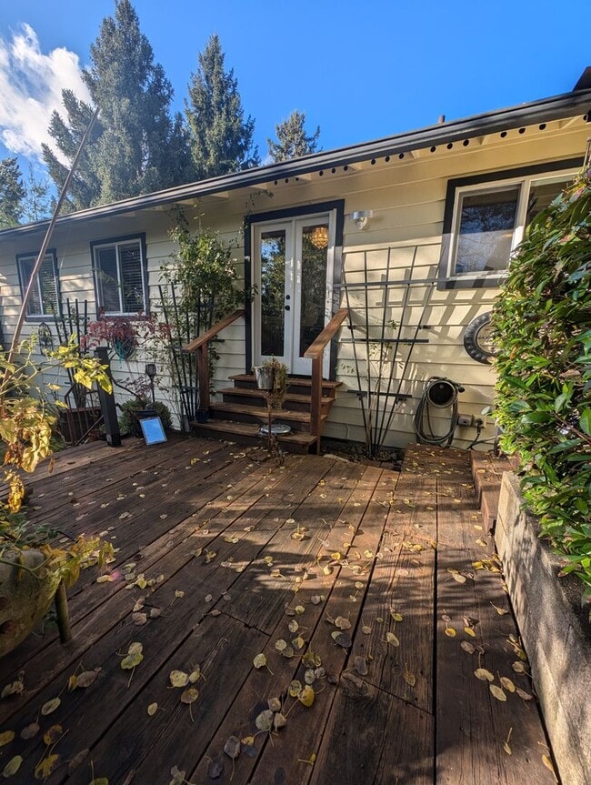 Building Photo - Stunning 4-Bedroom Home in Desirable Central Kitsap Location