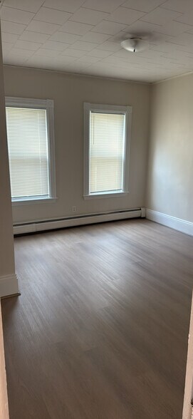 Building Photo - 107 Essex St