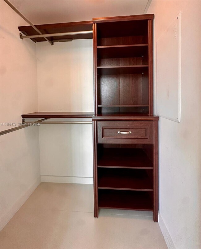 Building Photo - 1300 S Miami Ave