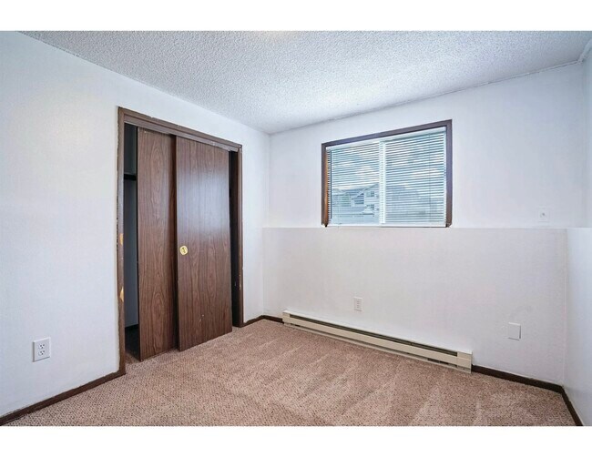 Building Photo - 16108 E Broadway Ave