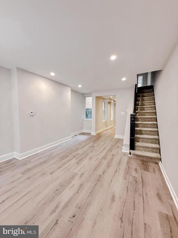 Building Photo - 738 N 38th St