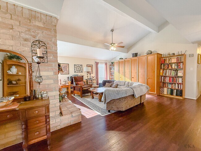Building Photo - 3306 Hunterwood Dr
