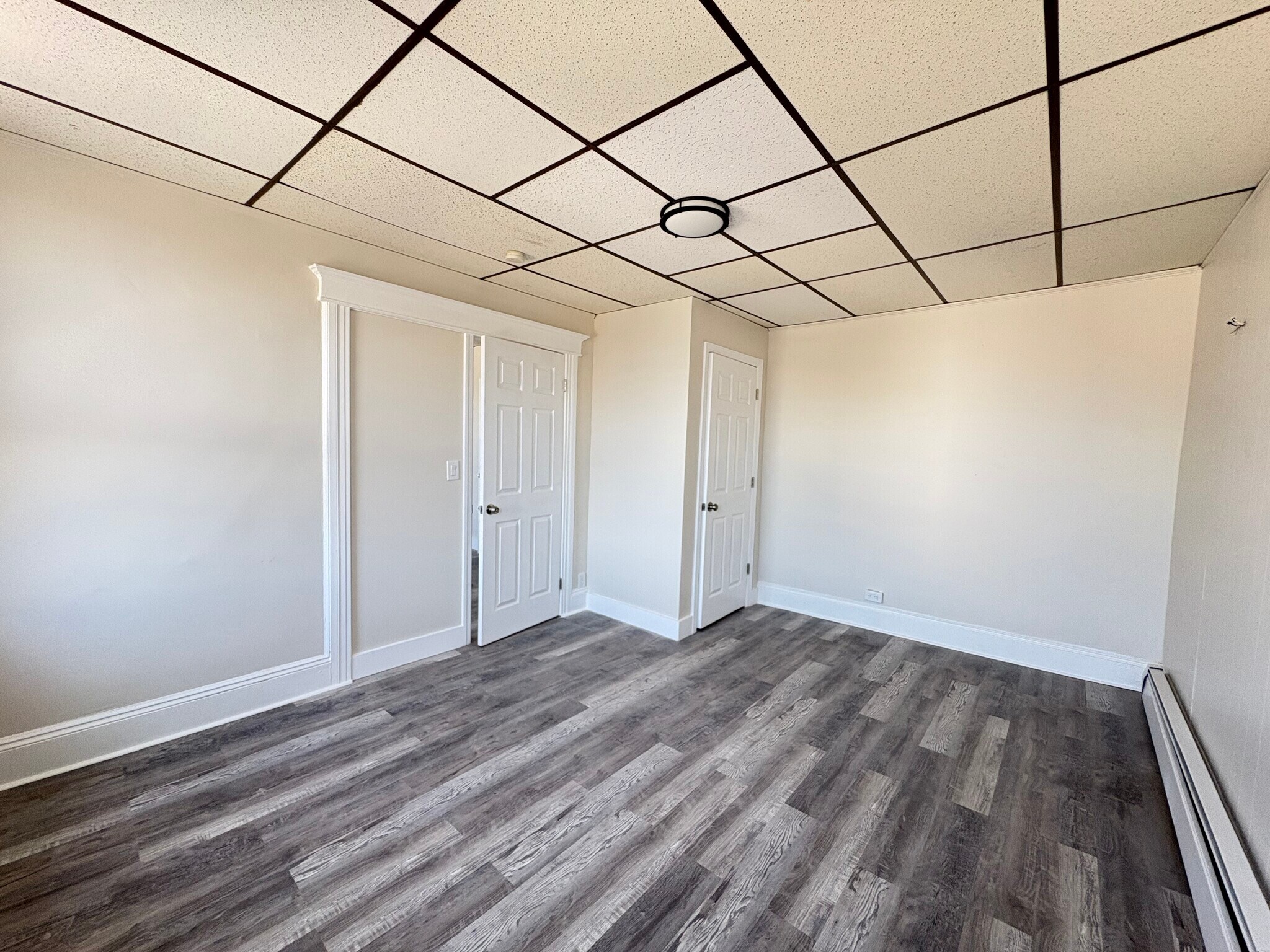 938 W Side Ave #4 - 945 W Side Ave