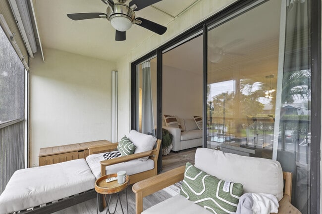 Building Photo - 629 Sea Pine Way