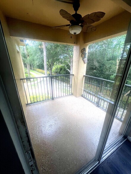 Building Photo - 10360 Fox Trail Rd S