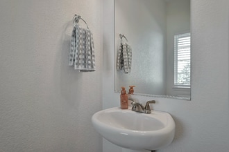 Building Photo - 116 Vale St