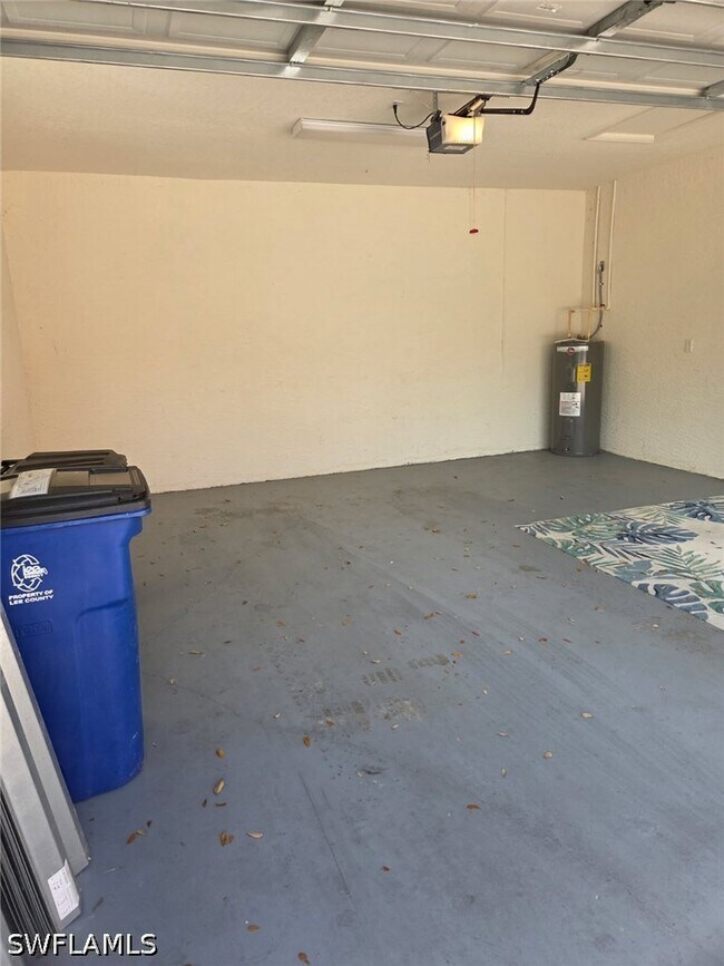 Building Photo - 7071 San Lorenzo Ct