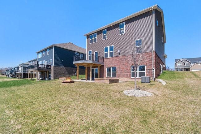 Building Photo - 2675 Ironton Dr