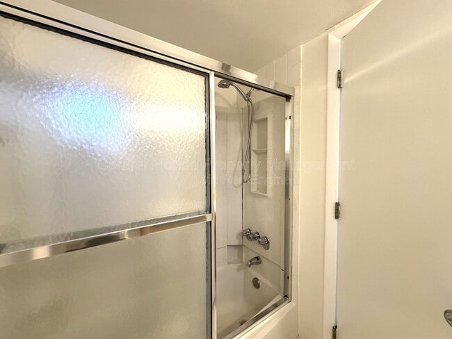 Building Photo - 4589 Lighthouse Cir