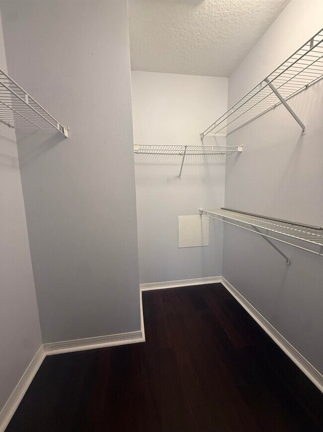 Building Photo - 24200 Harbour Vista Cir