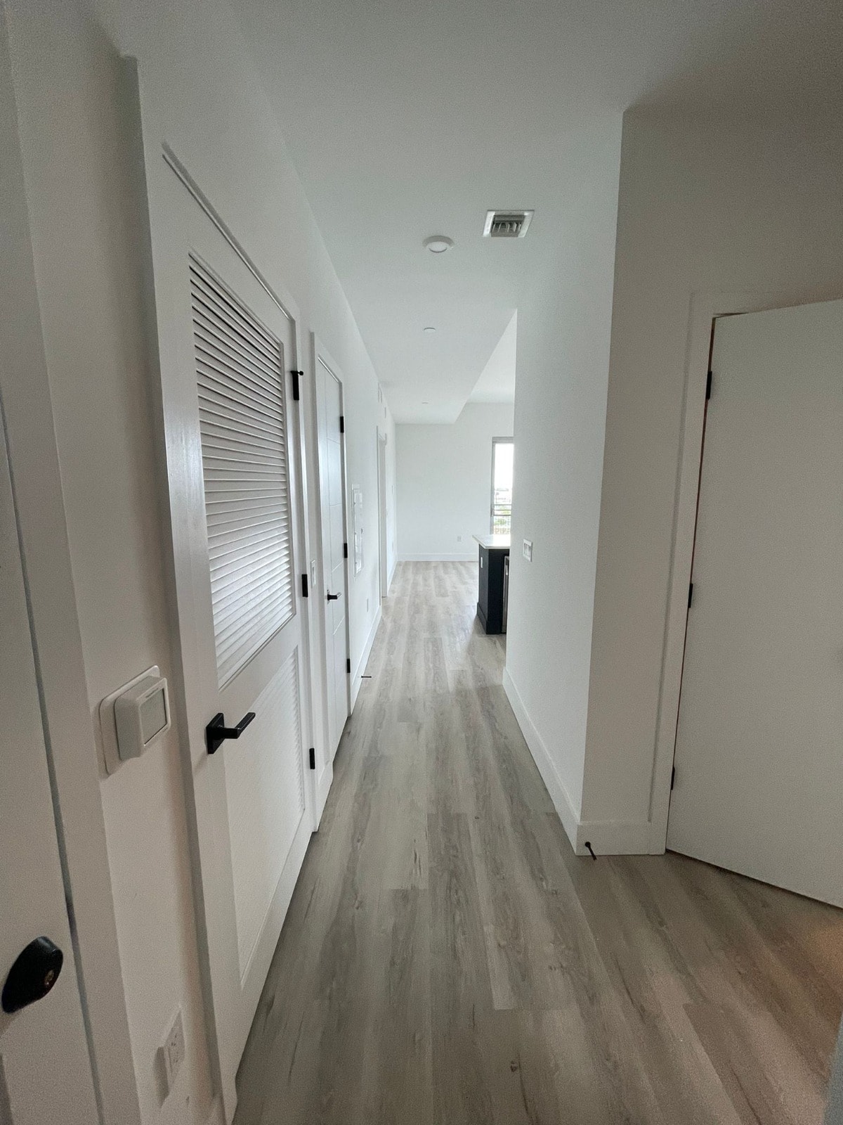 Building Photo - 147 NW 32nd St