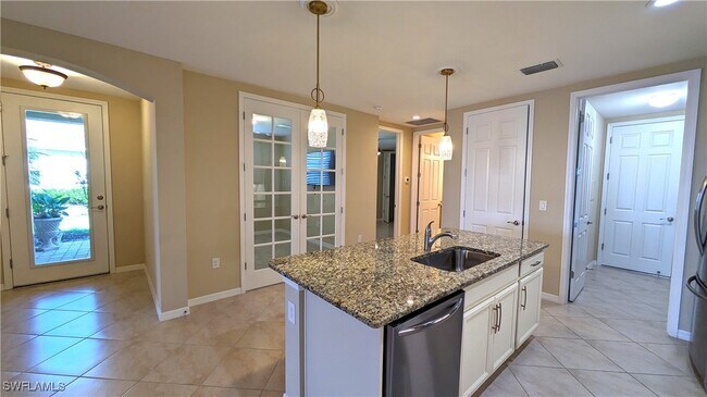 Building Photo - 14822 Edgewater Cir