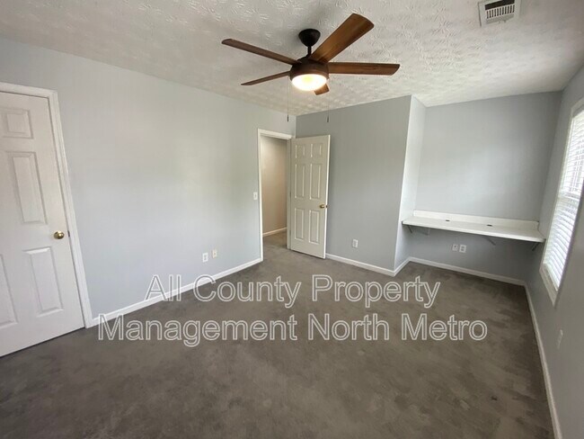 Building Photo - 2758 Adair Trl