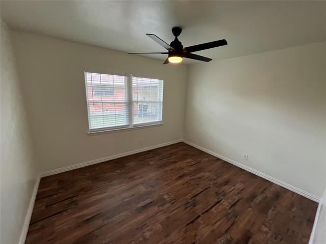 Building Photo - 2214 Mockingbird Ln