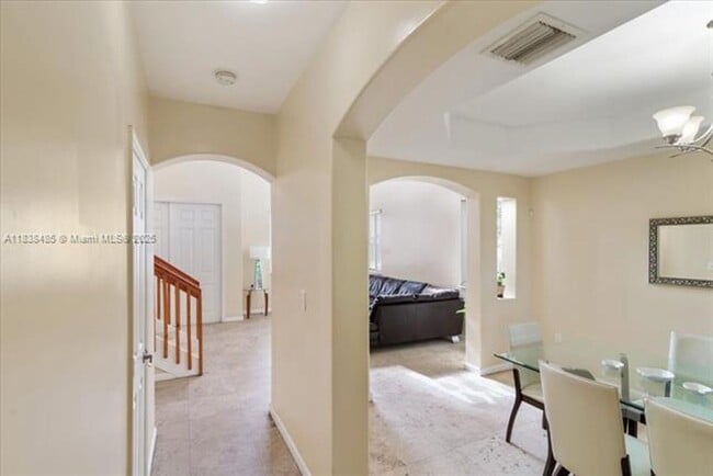 Building Photo - 5776 SW 166th Ct