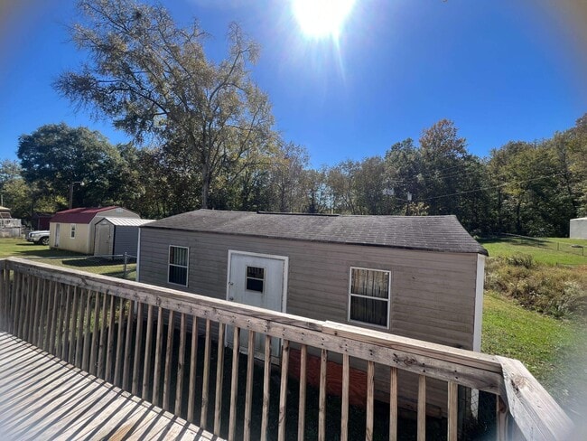 Building Photo - 24 Adger St